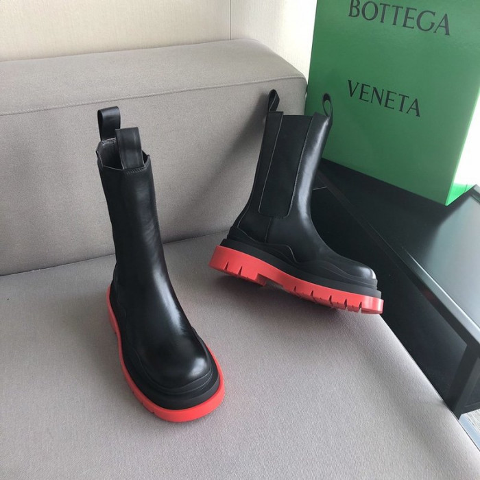 Bo*te*ga ve*ne*ta sneaker