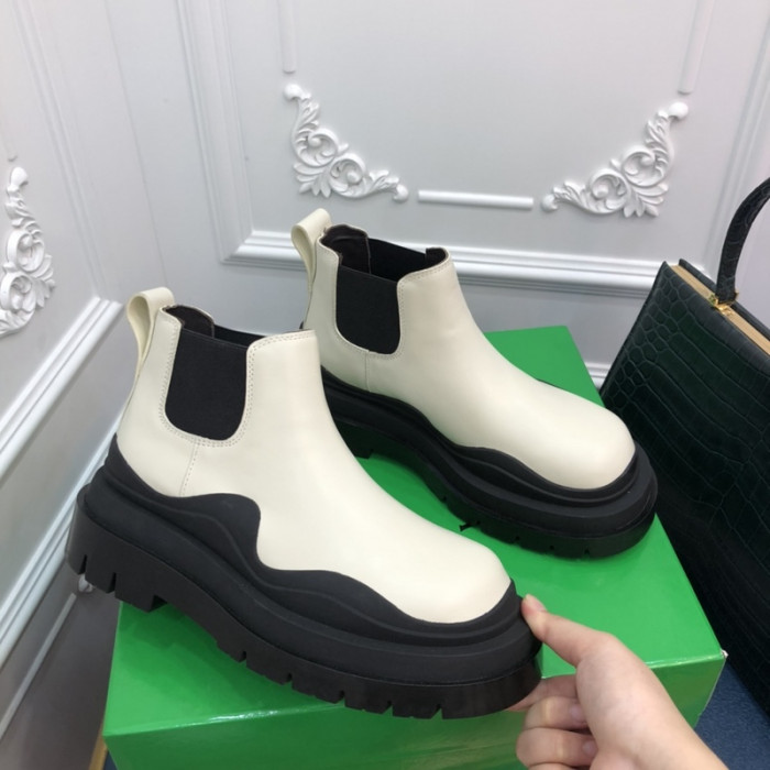 Bo*te*ga ve*ne*ta sneaker