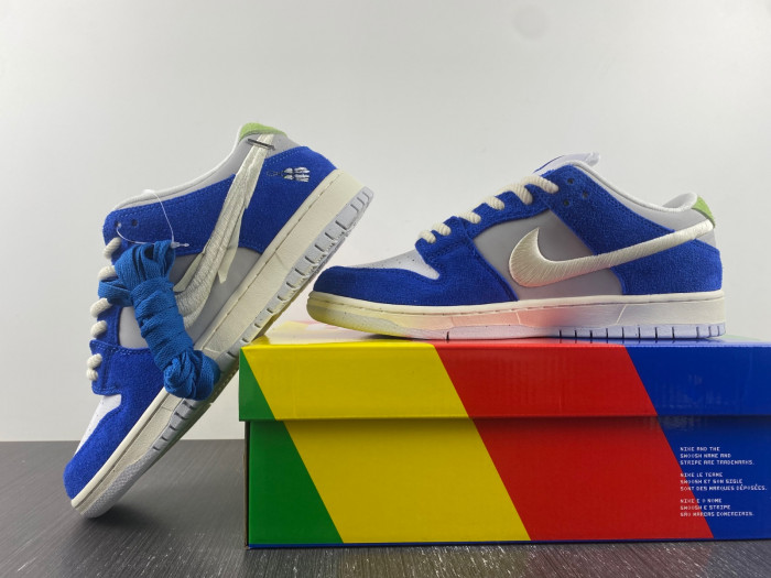 NIKE FLY STREETWEAR X DUNK LOW PRO SB DQ5130-400