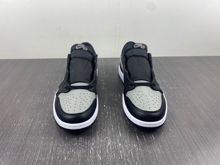 AIR JORDAN 1 RETRO LOW OG 