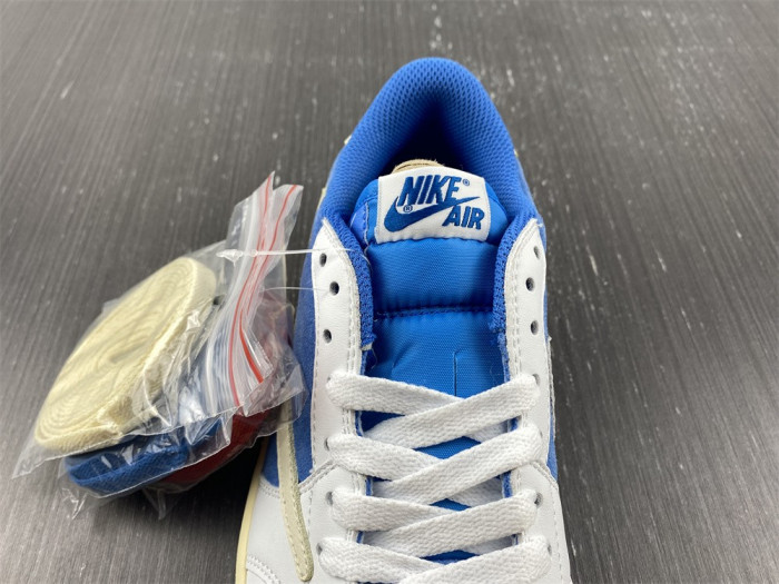 Air Jordan 1 Low CQ4277-212