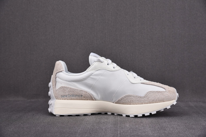New Balance NB327F
