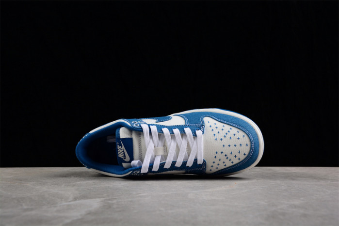Nike DUNK LOW SE 
