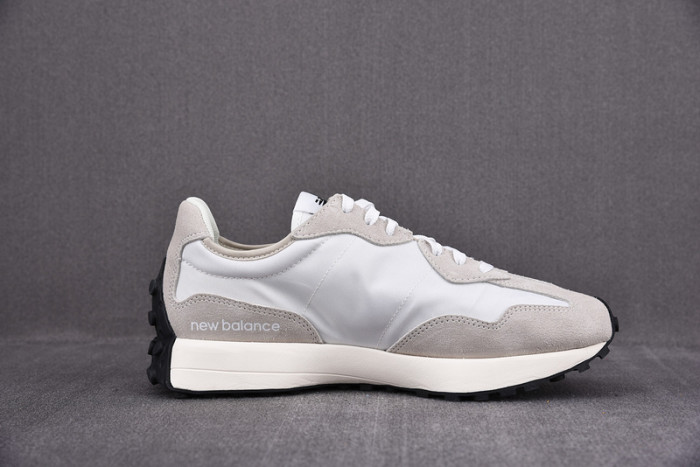 New Balance NB327E