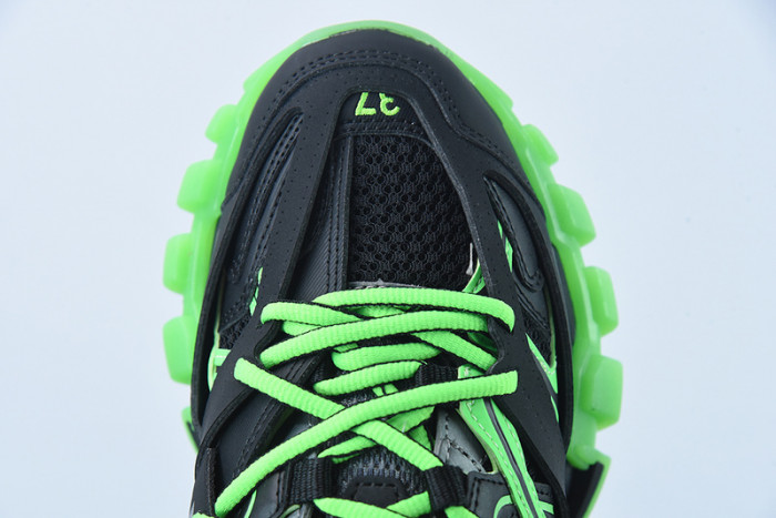 BC TRIPLE TRAINER 542436W3RL11035