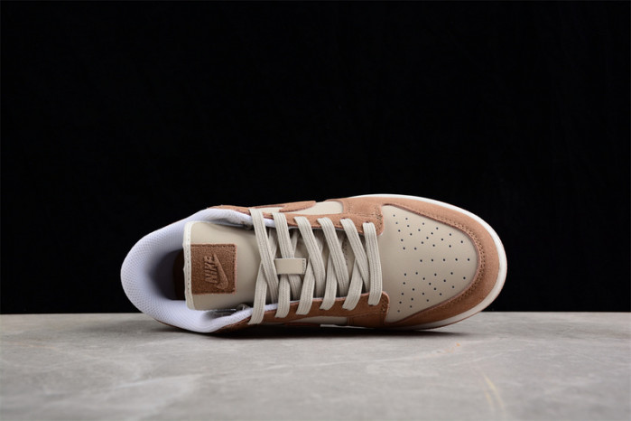 Nike DUNK LOW SE 