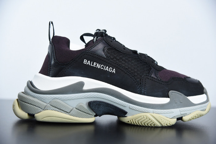 BL TRIPLE S TRAINERS