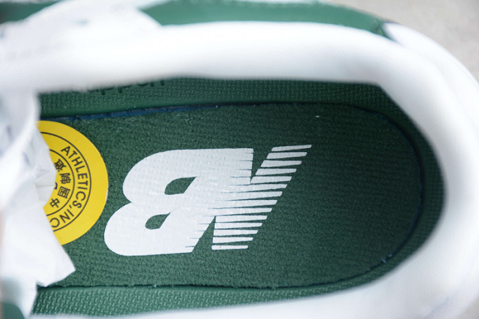 NEW BALANCE 550 WHITE GREEN BB550WT1