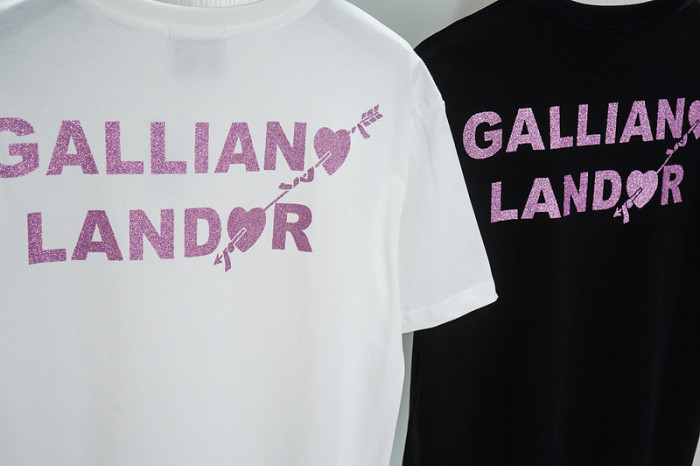 G*ALLERY D*EPT GD-8
