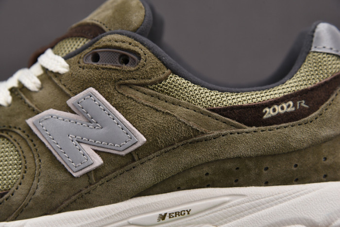 New Balance 2002RHN