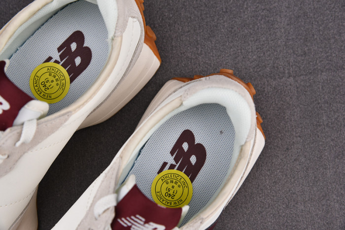 New Balance NB327H