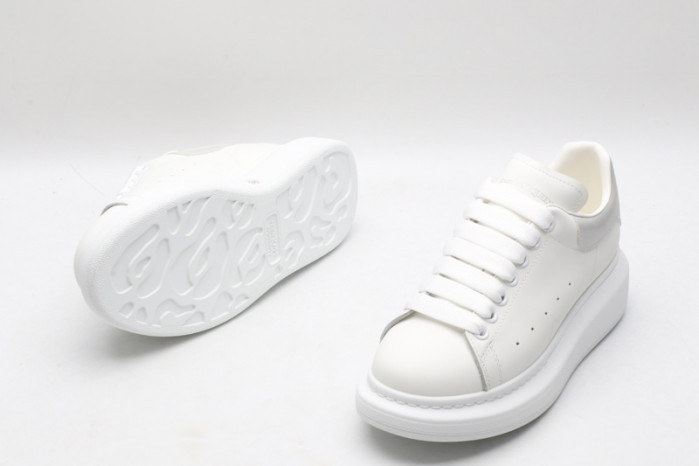 a1exa*der Mcqv*en sole sneakers