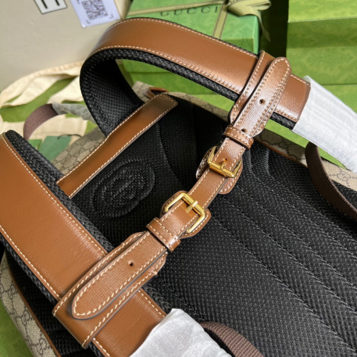 G*u*i medium backpack with interlocking g 696014