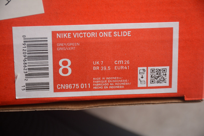 NK SLIDE CN9675-011