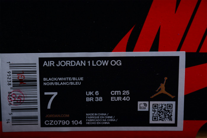 AIR JORDAN 1 RETRO LOW OG 