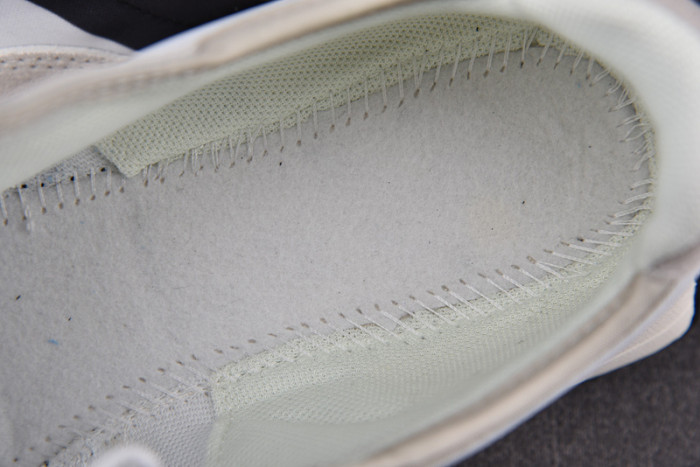 New Balance NB327E