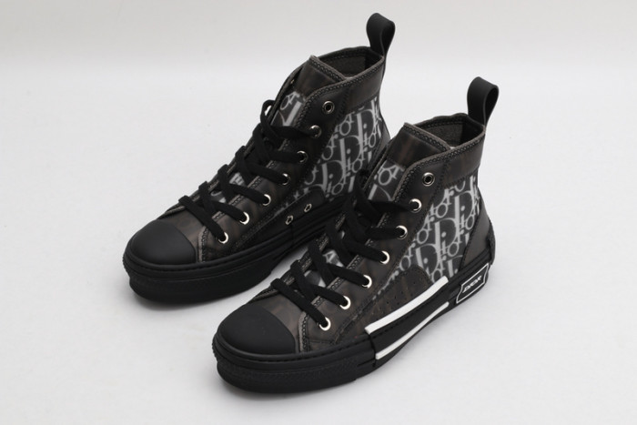 DR B23 OBLIQUE TOP SNEAKER