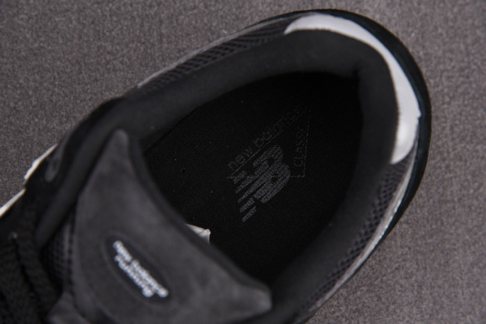 New Balance 2002RR1
