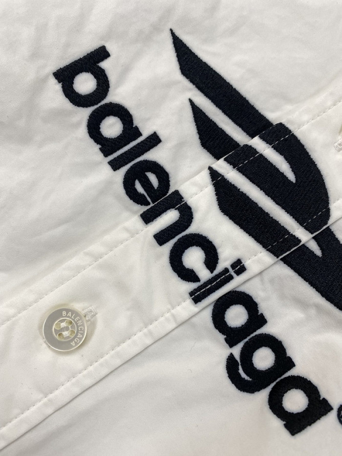 B*ALENCI*GA B019