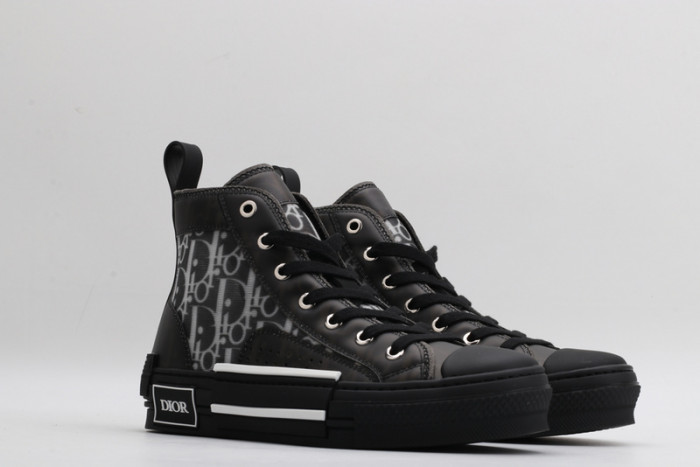 DR B23 OBLIQUE TOP SNEAKER