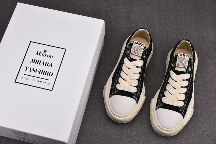 Ma*s*n mihara yasuhiro sneaker mmy-42