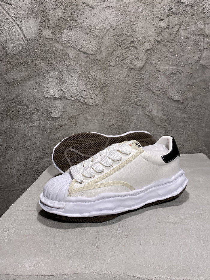 Ma*s*n mihara yasuhiro sneaker mmy-22