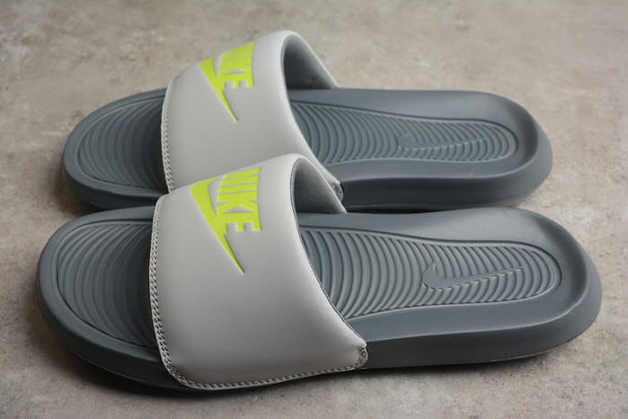 NK SLIDE CN9675-011