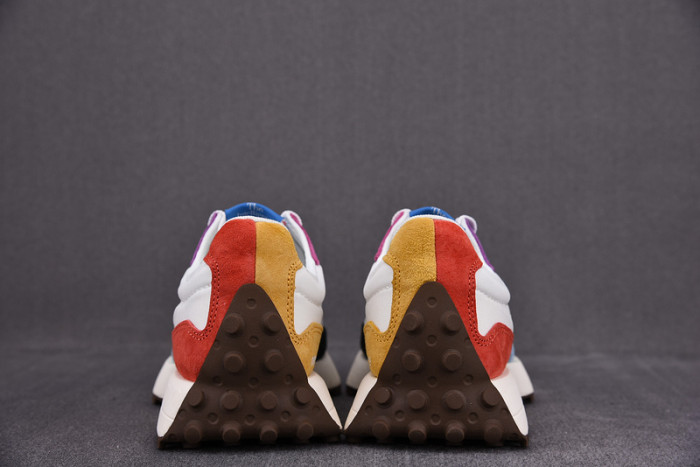 New Balance NB327 B