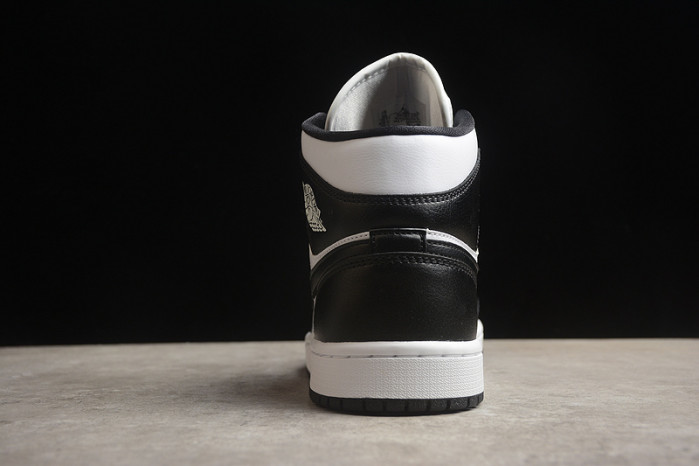 Air Jordan 1 Mid "Panda" DV0991-101