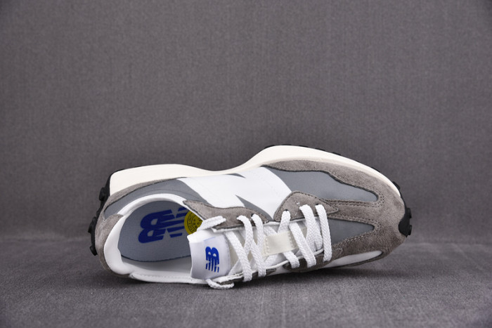 New Balance NB327G