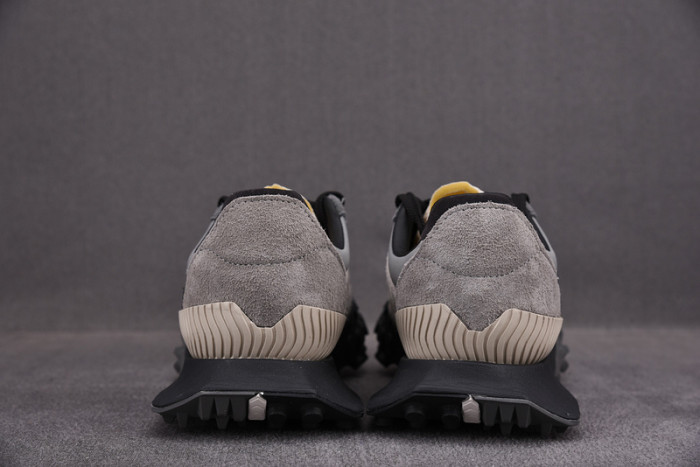 New Balance UXC72 B