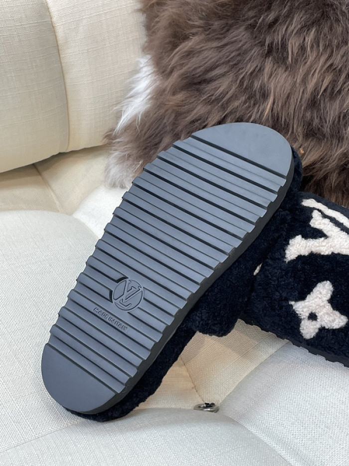 LVT SLIDE