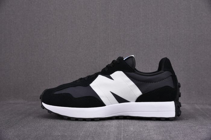New Balance NB327C