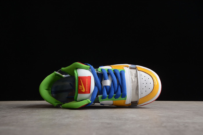Nike SB Dunk Low Sandy Bodecker FD8777-100