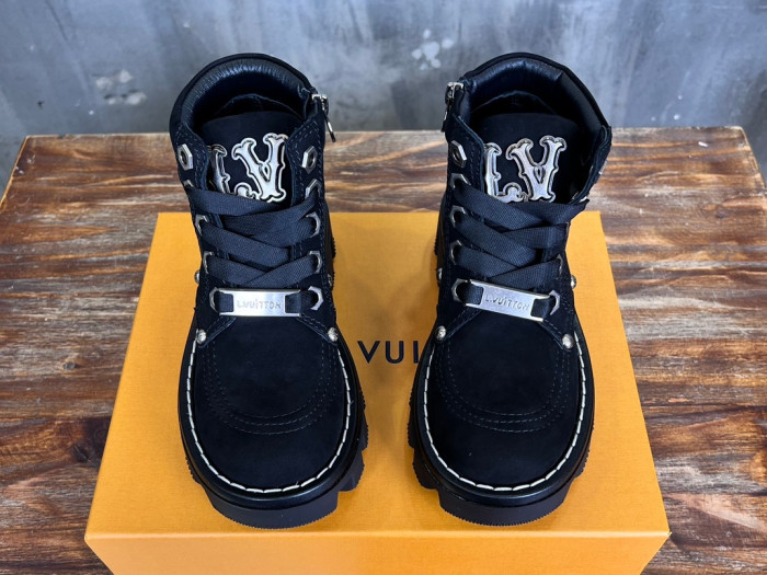LVT BOOTS